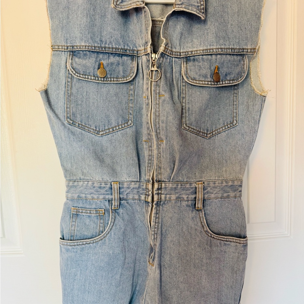 Gitano Light Blue Denim with Red Tag